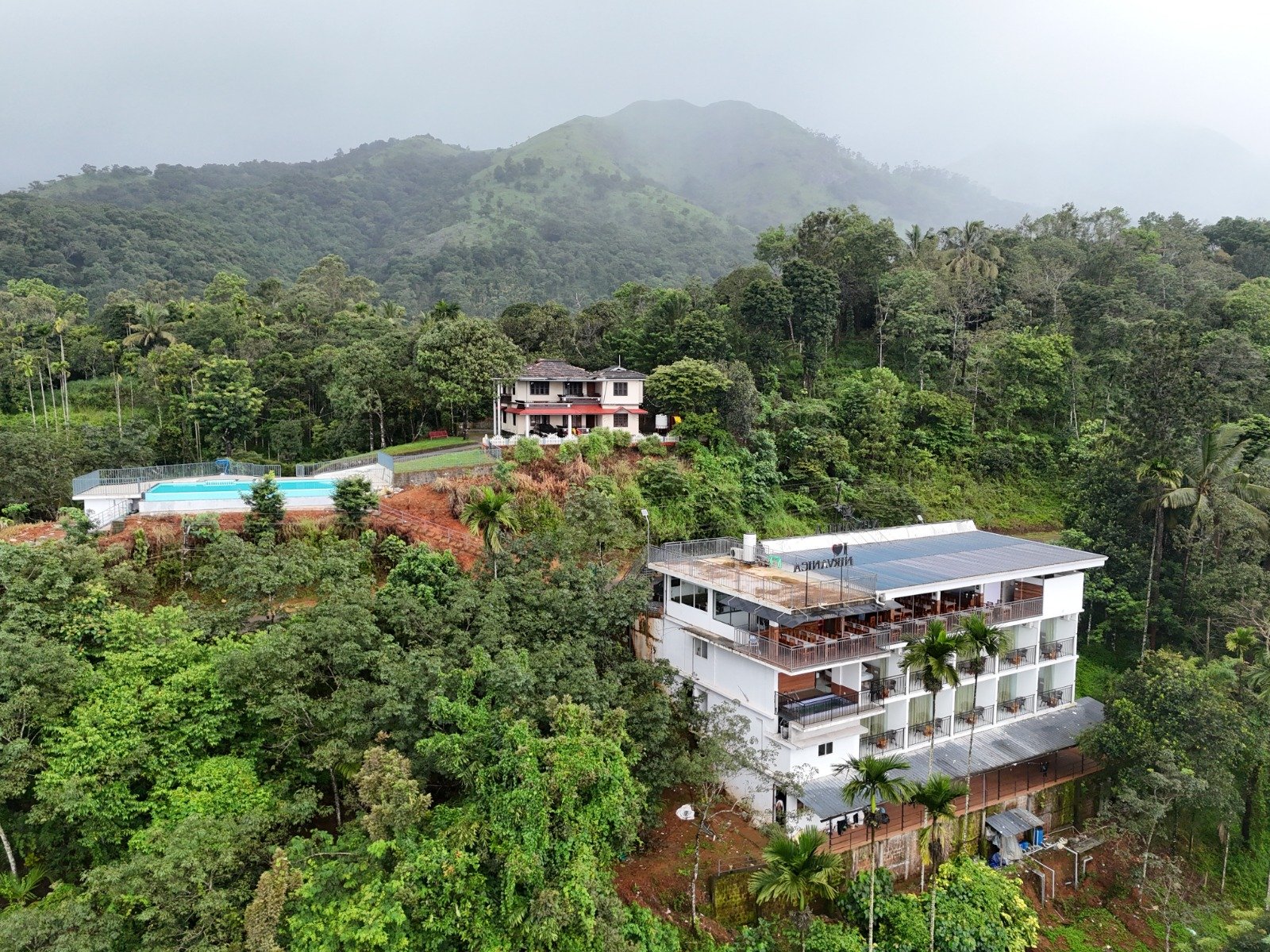 NIRVANICA RETREAT