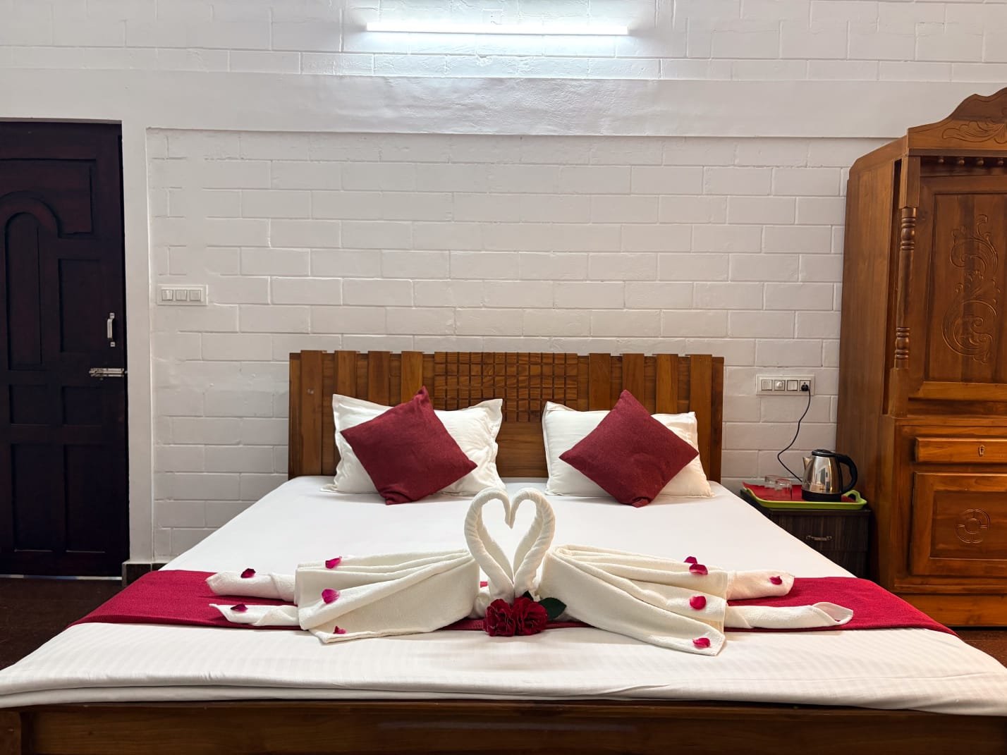 Premium Mountain view AC room