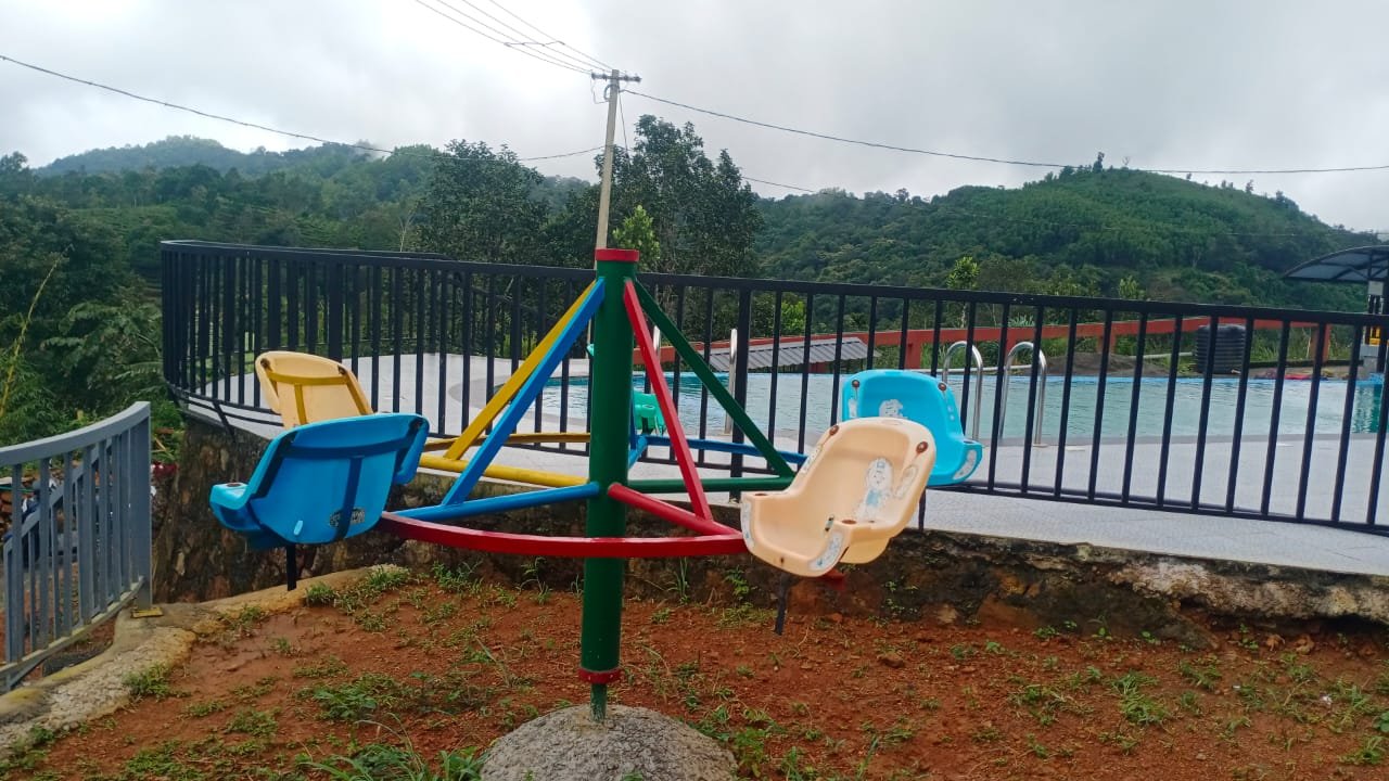 Hills And Trees Resort