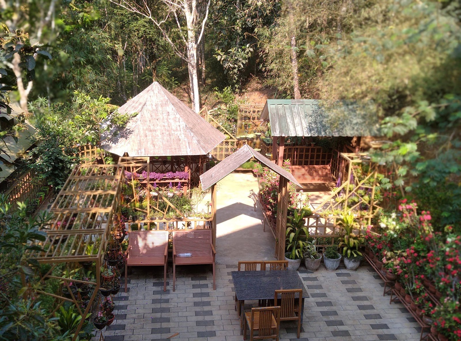 EADEN GARDEN RESORT