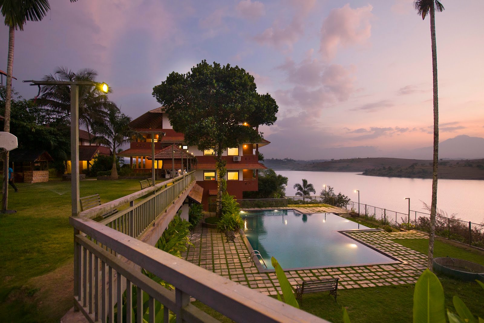 Vistara Resort